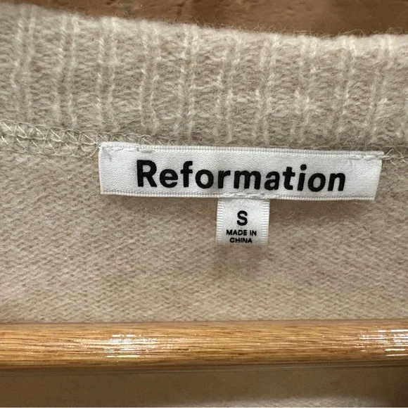 Reformation Cream Knit Sweater - Picture 5 of 5